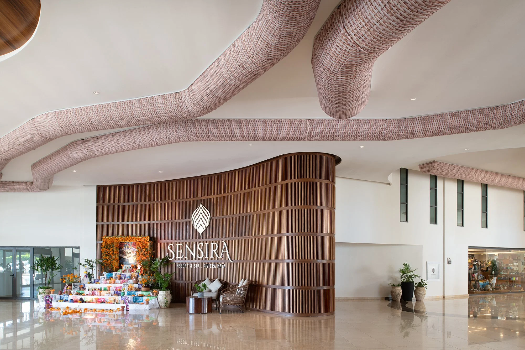 Luxury International Hotel & Resort Photography by Si Ranshaw