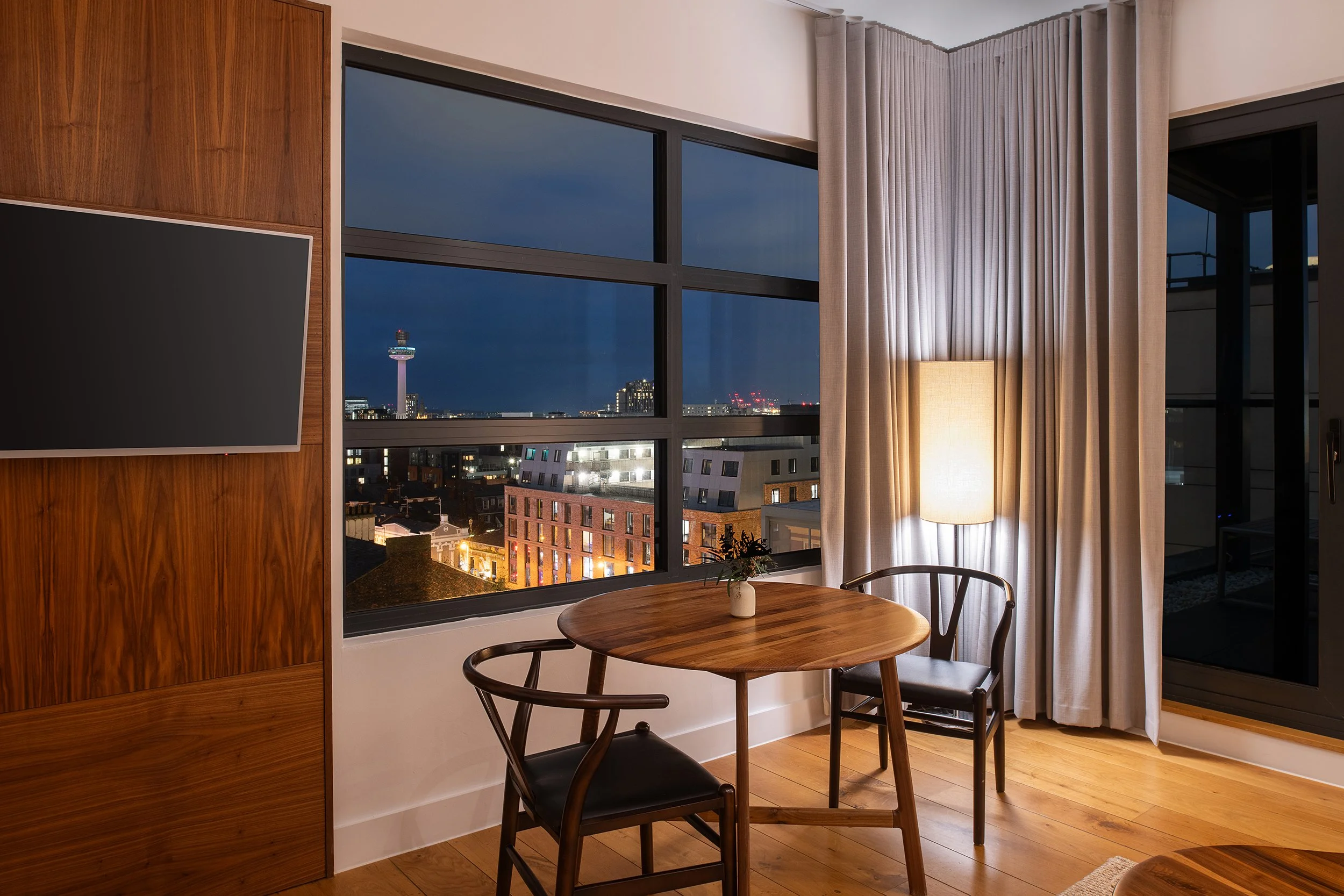 Hotel Photography by Si Ranshaw - High end Professional Photographer for Hotels and Resort in the UK and Europe. Hotel Photographer