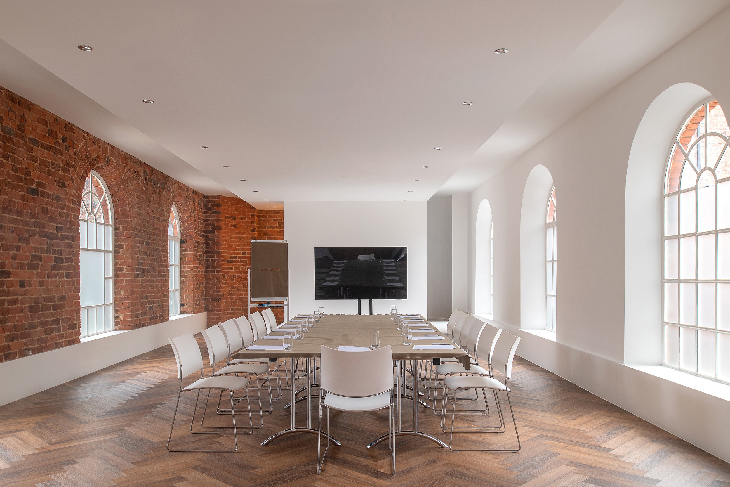 Luxury International Hotel & Resort Photography by Si Ranshaw