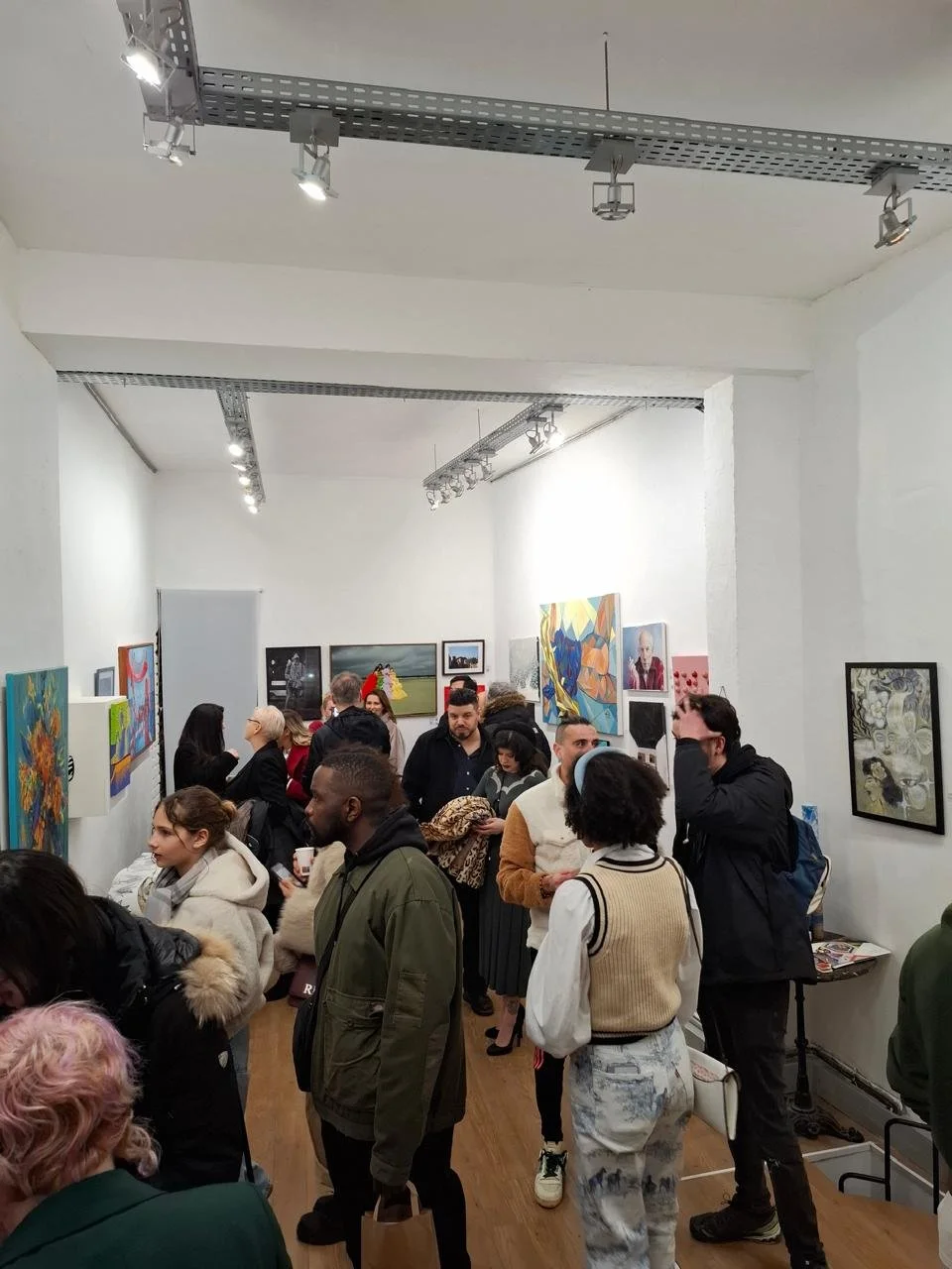 Arrival Gallery Paris open call for artists exhibition image