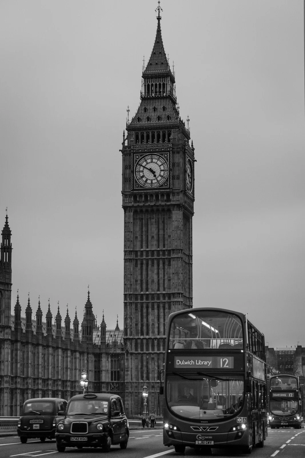 Why Exhibit Your Art in London?