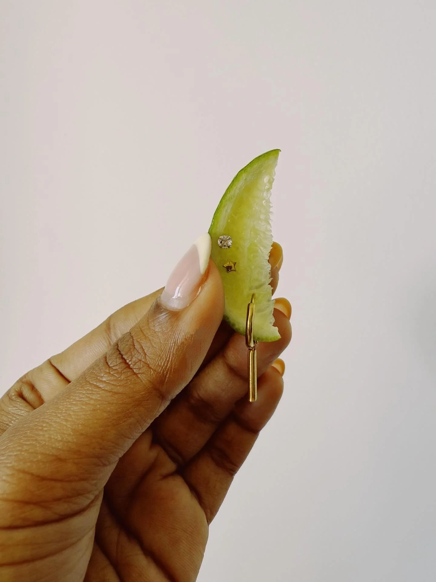 Dainty stackers? 
YES PLEASE!

#londonsmallbusiness #timelessjewelry #goldplated #tarnishfreejewellery #earrings #stacking
