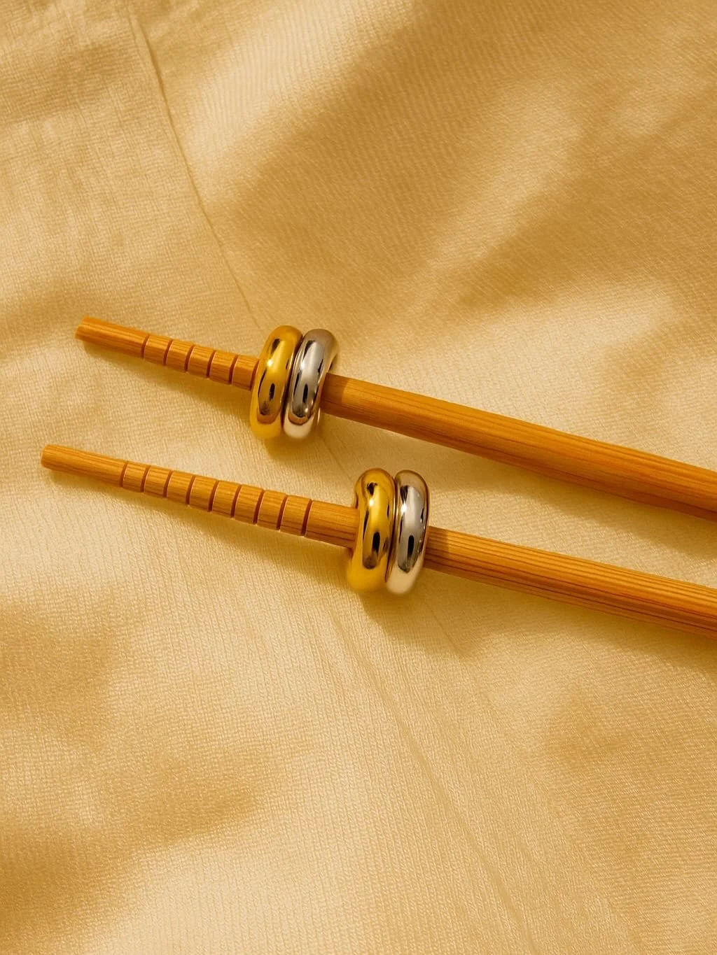 mix your metals ✨ 

Shop now and save big! Apply code DEALGIRLERA at checkout for 66% off 😍