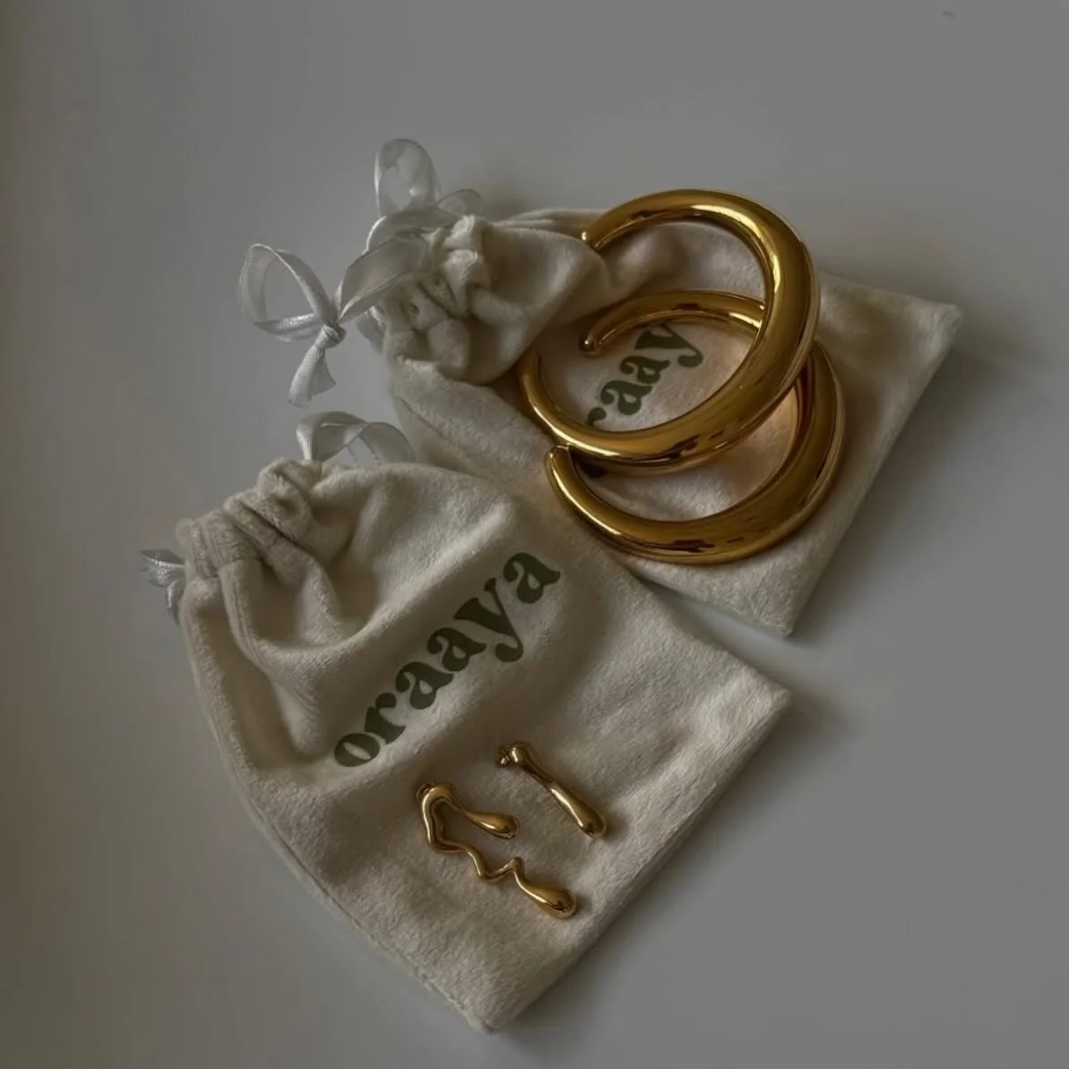 HAPPY BAD BUNNY DAY to you and all your friends. Are we okayyy?? 🥵🥰