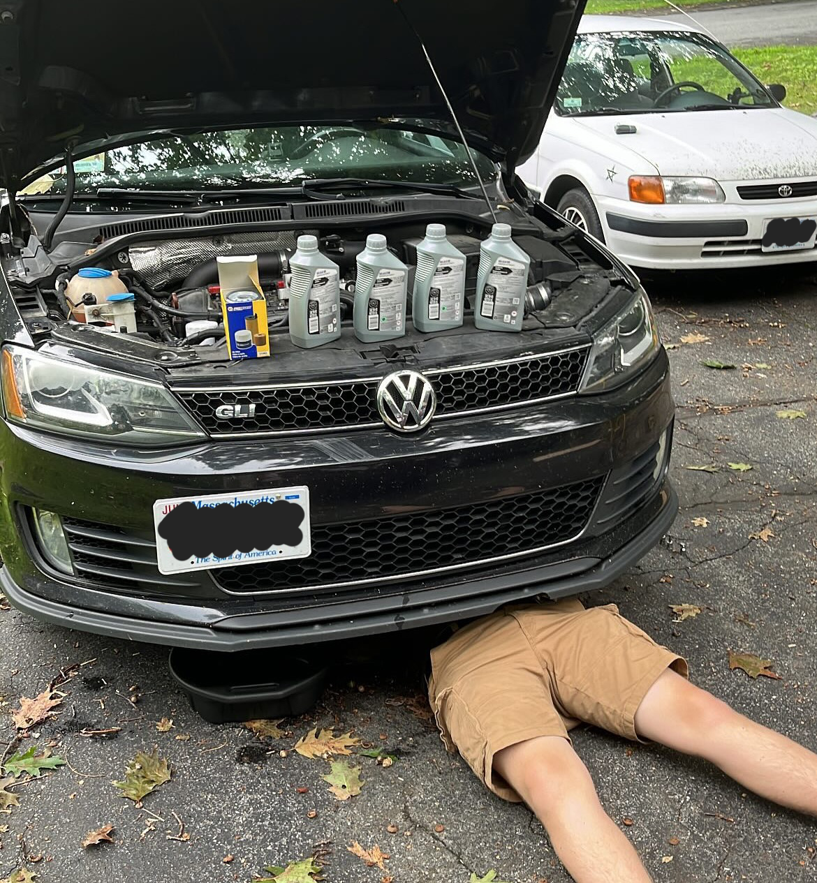 oilchange-vw-noplates.png