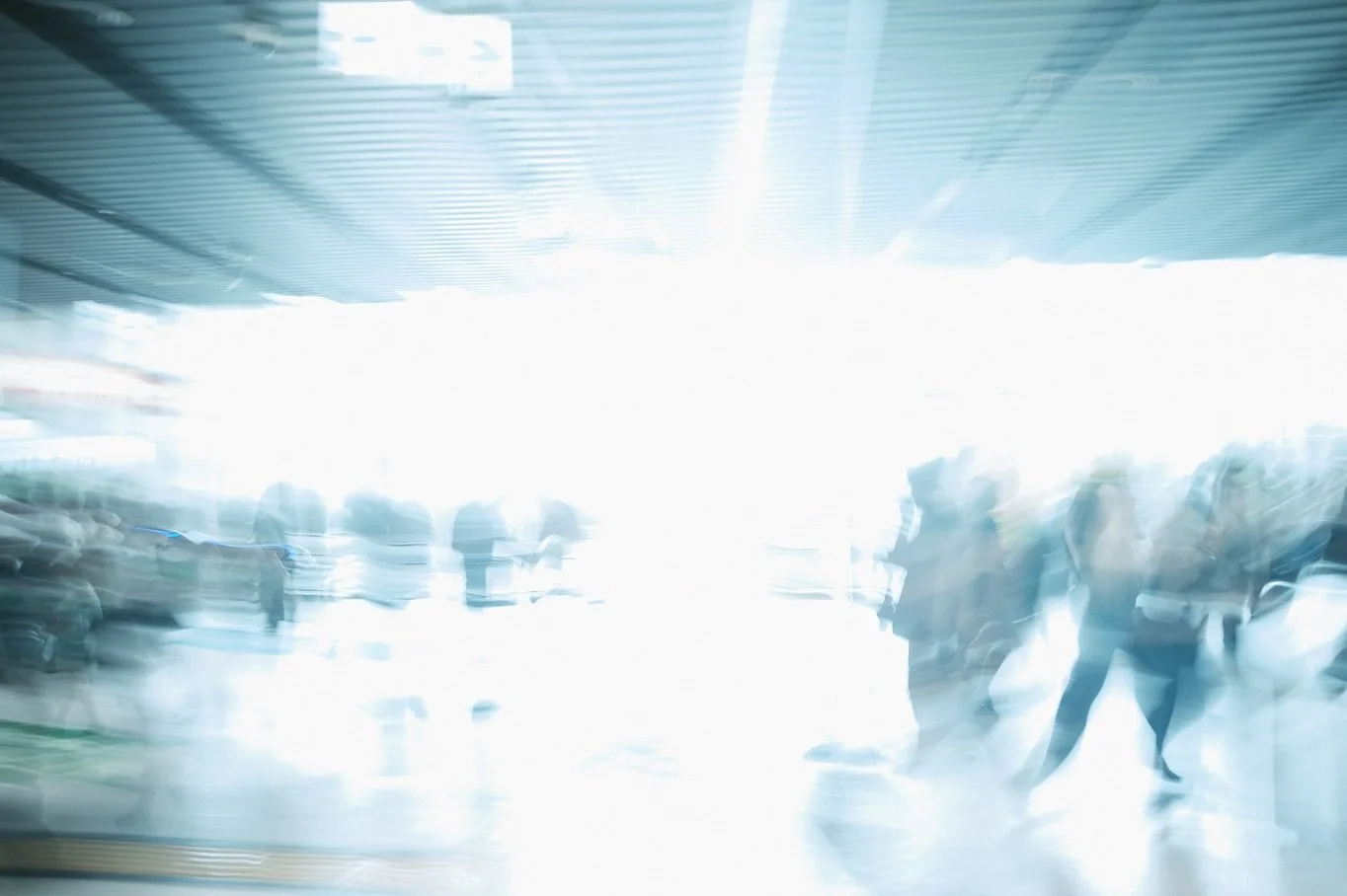 「空に浮かぶ街で」影の街