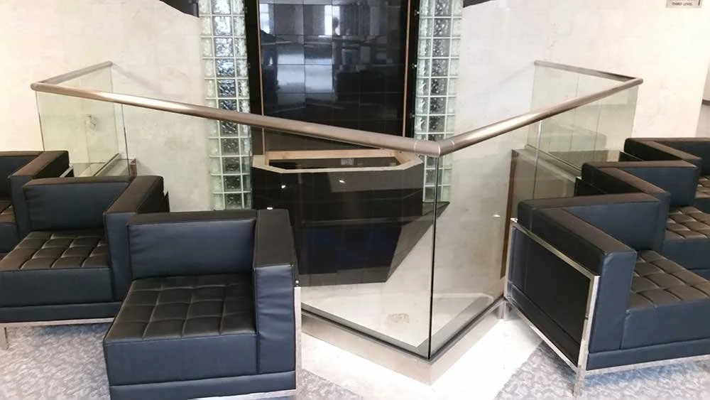 Interior_Glass_Railing_2.jpg