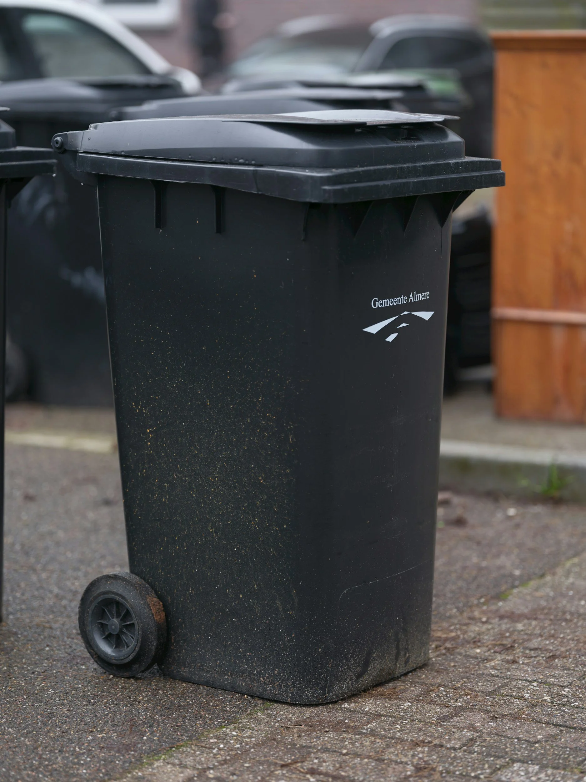 Waste collection and municipal services for homeowners in Italy.