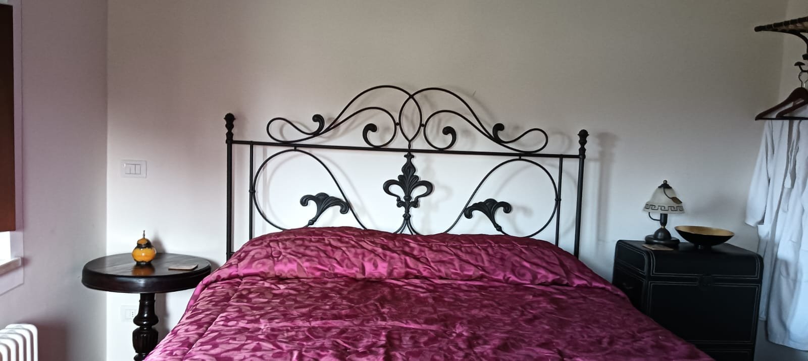 small bedroom 6.jpg