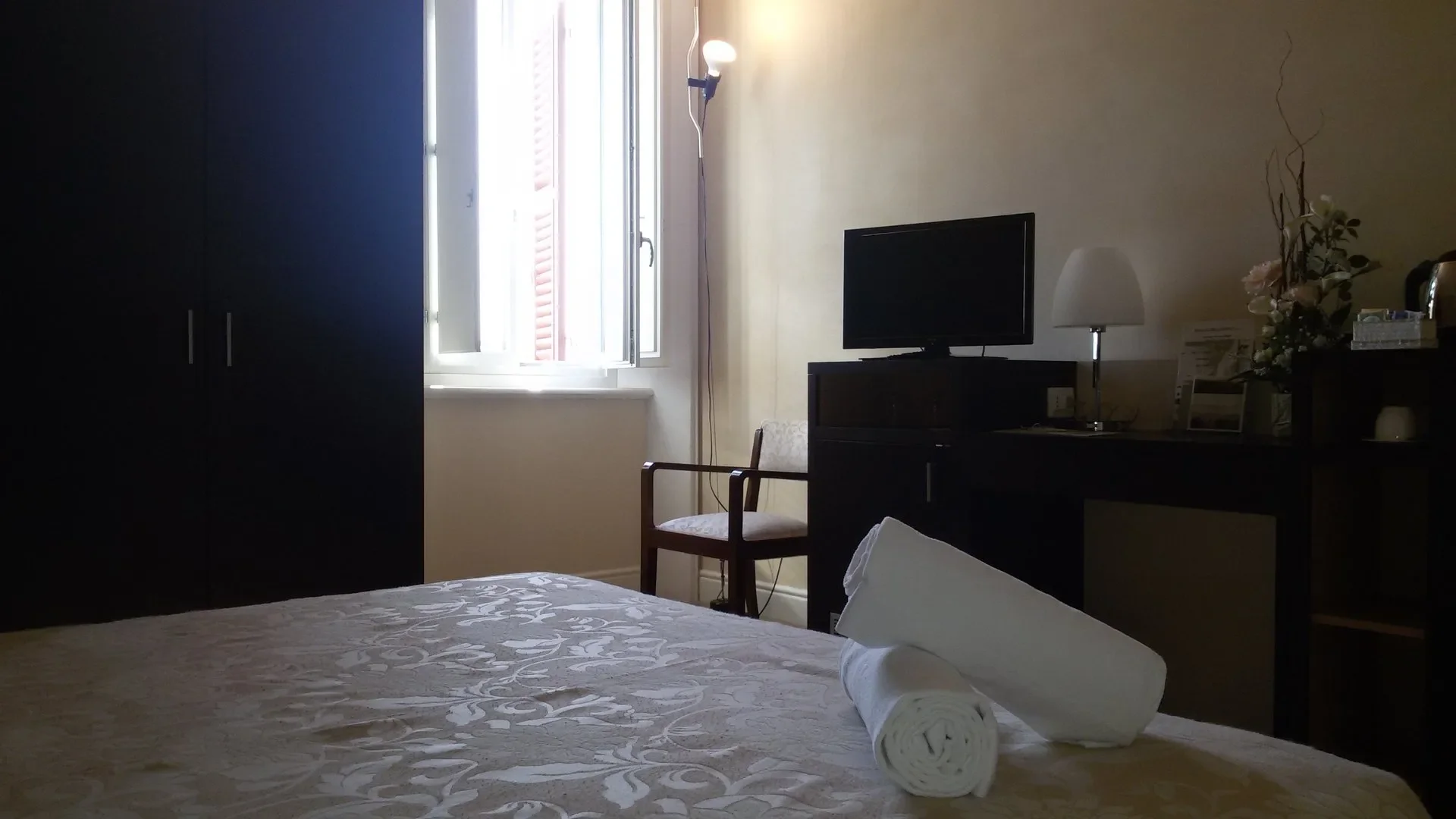 dettcamera-1920w.webp