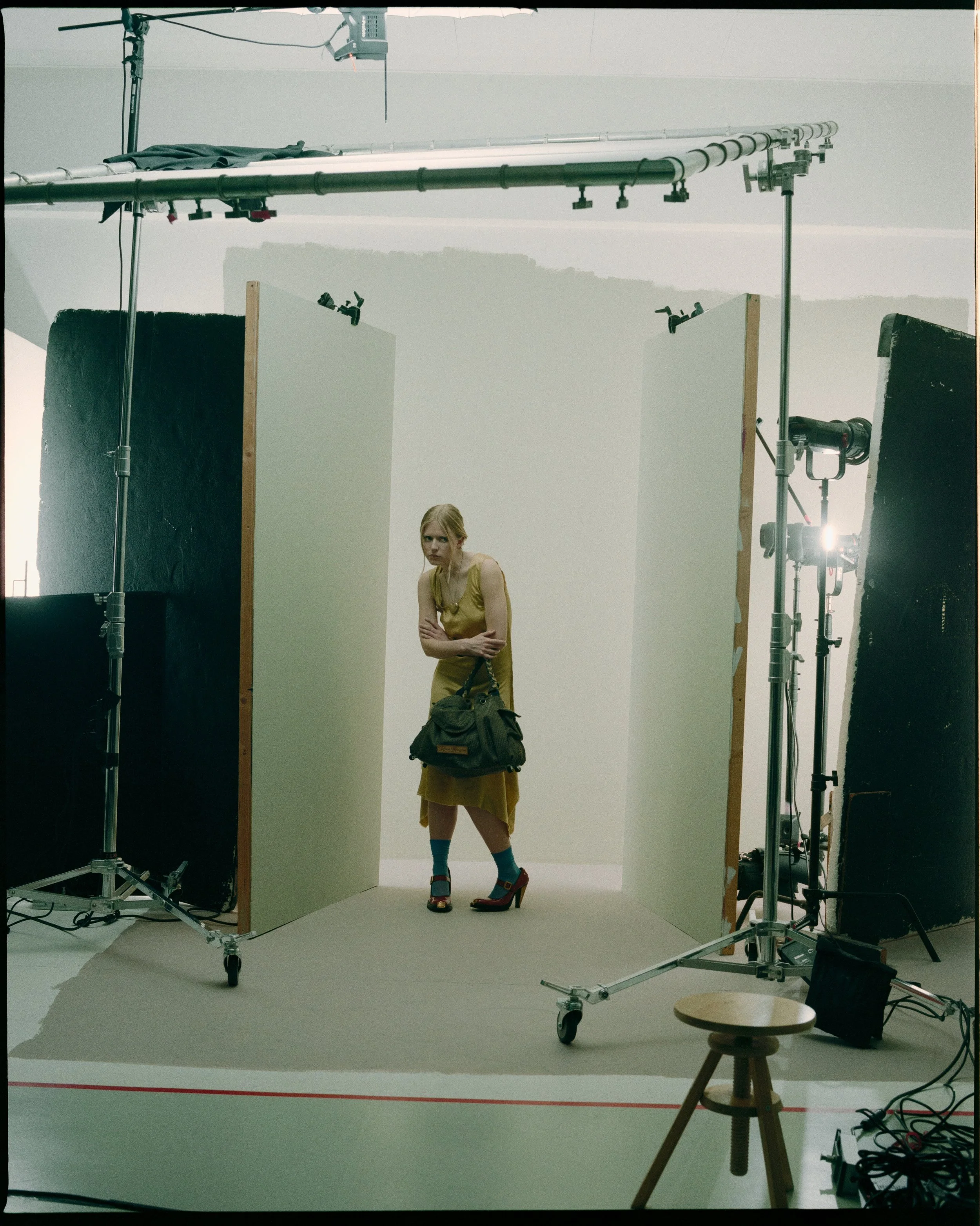 BACKSTAGE WITH ANNA RINGSTAD