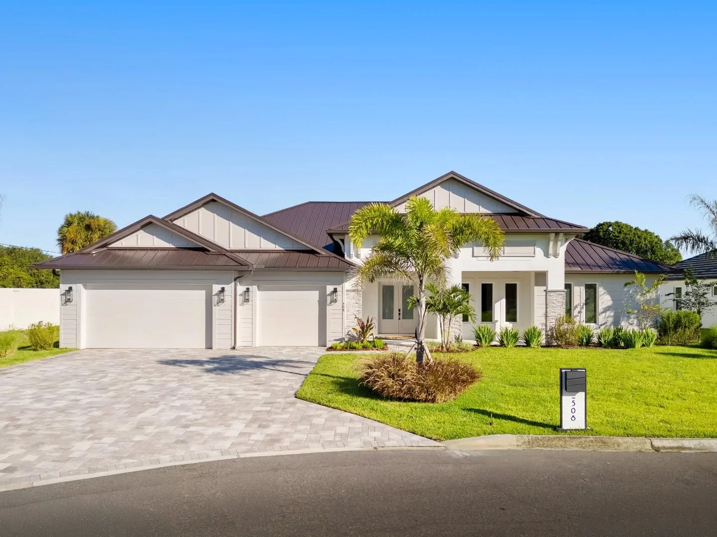 Now these were magazine worthy. 

#realestatephotography #newconstruction #spacecoast #realestate