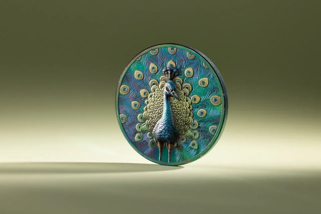 GR-Reserve-2025-Cook-Islands-Spectrum-Peacock-1-oz-Silver-Colorized-Proof-Coin-Front-Left.webp