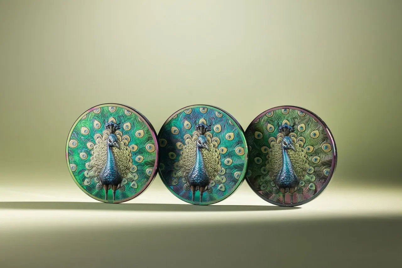 GR-Reserve-2025-Cook-Islands-Spectrum-Peacock-1-oz-Silver-Colorized-Proof-Coin-Varients.webp