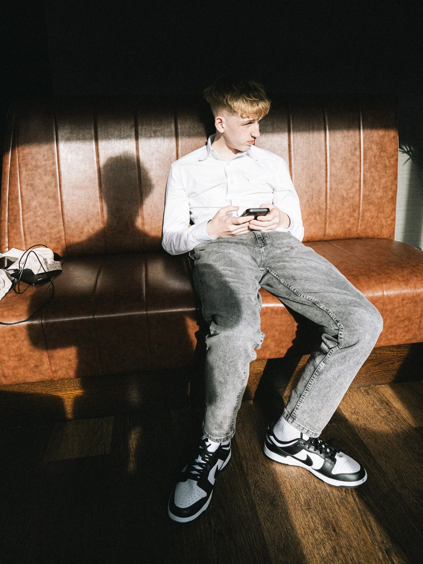 Hey! That's my shadow! 😊

Amazing lighting in the reception room during Steven &amp; Julie's wedding

To what extent should the photographer take part in the wedding that he or she is photographing? 🤔

@kilkennyrivercourt

#documentaryweddingphotog