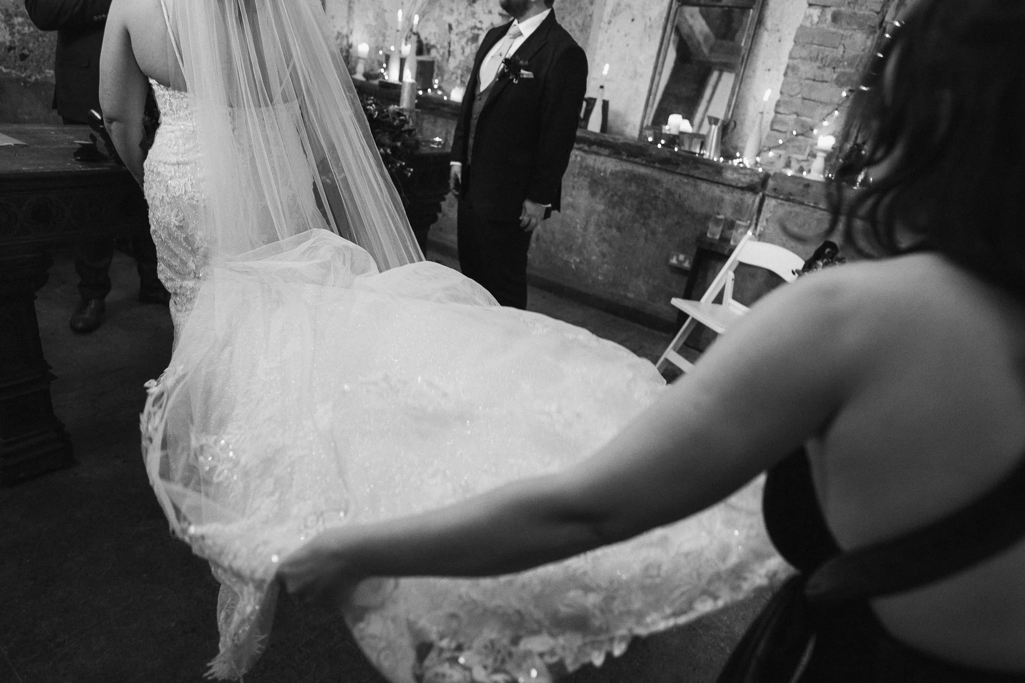 Ballina, Ireland. 2025

Venue: @belleekcastle
Hairstylist: @andrea_beattie_hair
Makeup Artist: @amandaconlonmakeup
Wedding dress: @labellasposaireland
Groom suit: @freddiehatchet
Celebrant: @endaharte_celebrant
Videographer: @jasonnolanfilms 

@roisi