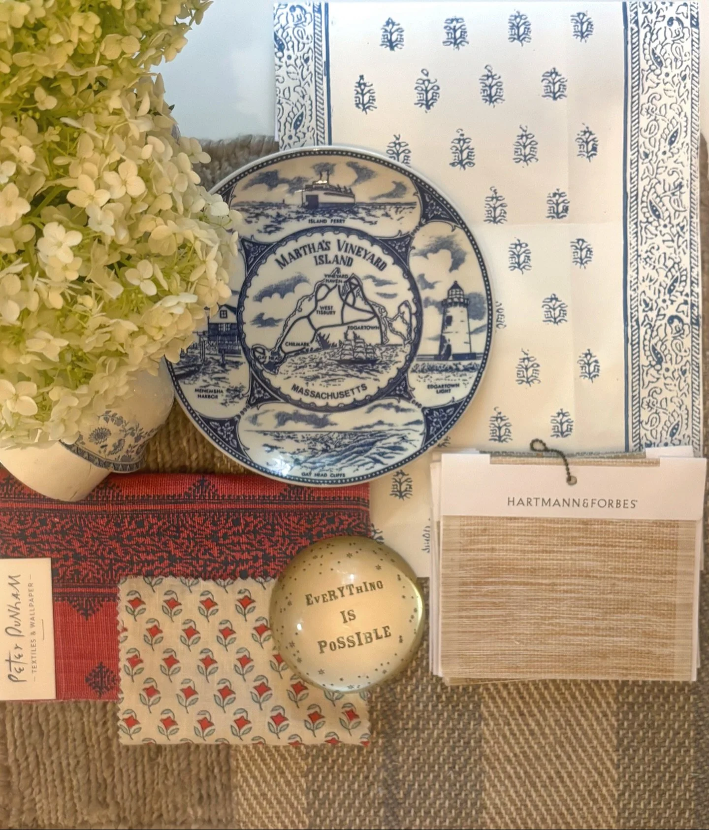 Cheers to reds, whites and blues!! 

#interiordesigninspiration #decorativeplate #moodboardaesthetic  #fourthofjulyweekend