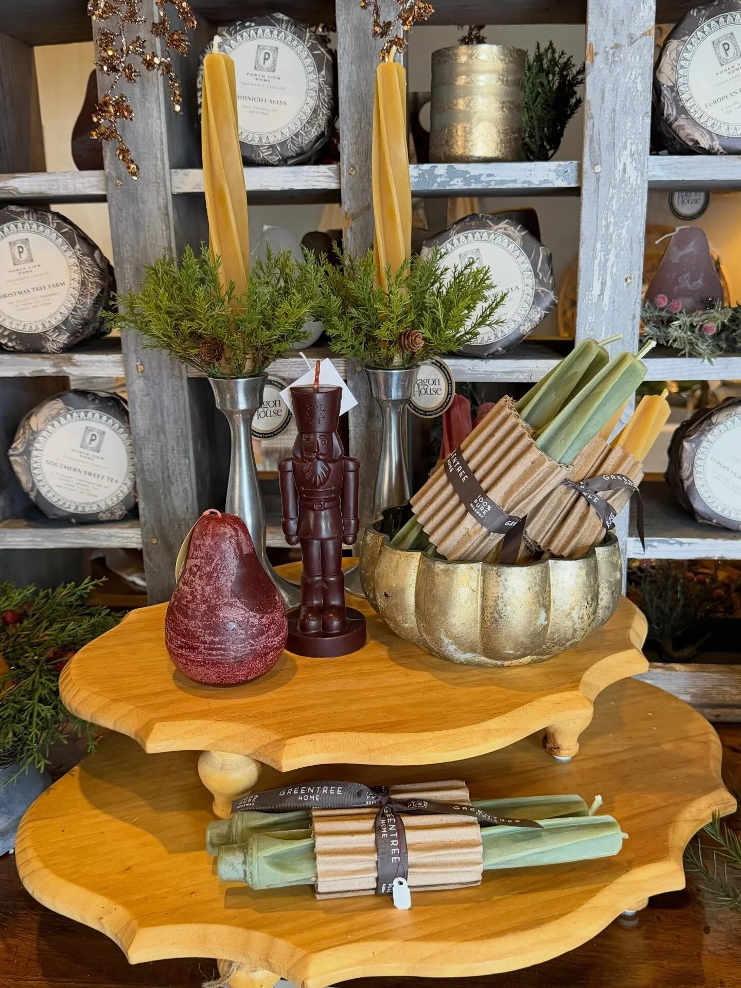 Check out the @frivolityandgrandeur Pop-Up at the Gallery at Scallions, here this weekend through Sunday, and again on December 19th &amp; 20th! ✨

Shop a thoughtfully curated mix of ultra-cozy robes, seasonal candles in nutcracker, holiday tree, and