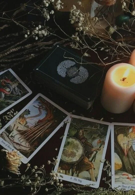 The Real Benefits of  Tarot for Personal Growth.(It’s Not What You Think)