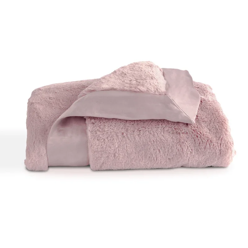 dusty pink blanket.webp