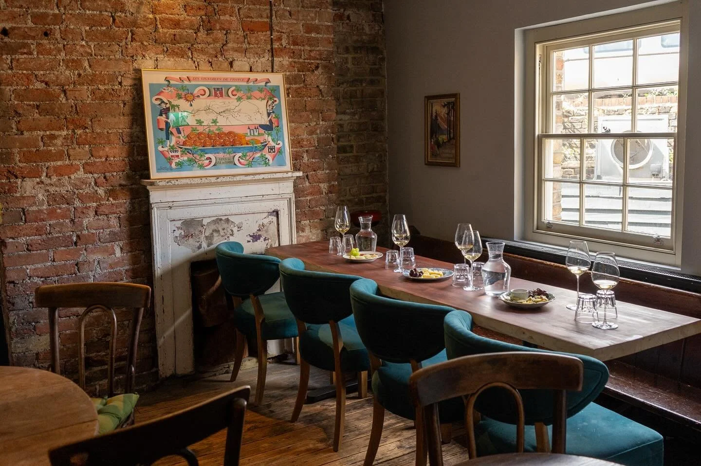 NEW ROOM ALERT‼️ Our cellar upstairs is now ready for wine tastings and hires of up to 15. Feel free to come have a look or drop us a line for some more details. 🍷🍷🍷🍷