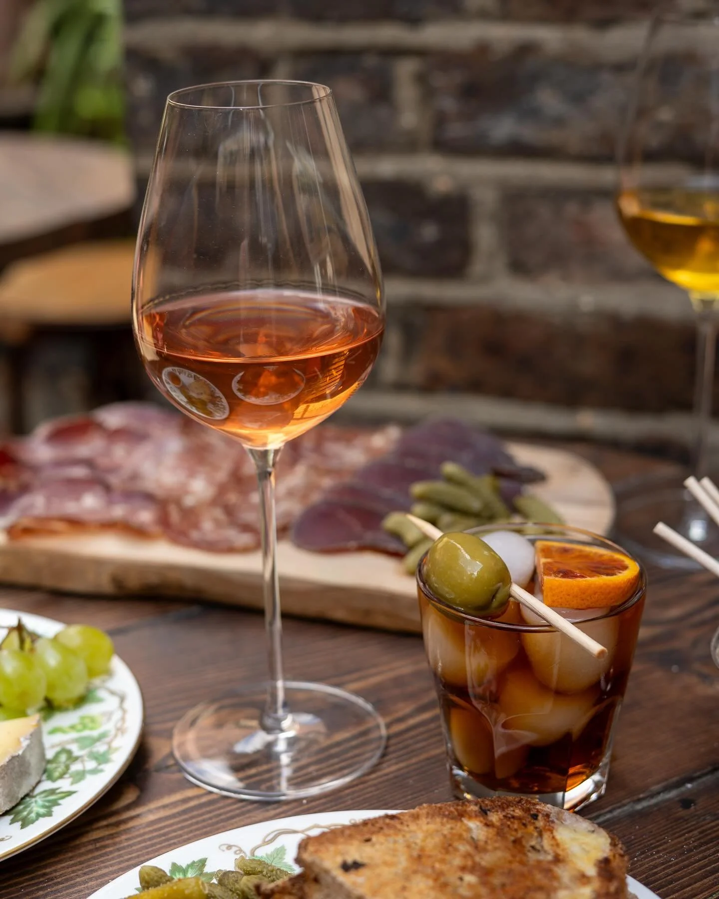 Rumour has it we are set for a scorcher next week 👀☀️. Luckily we have 20 Liters of Vermouth on tap and a quiet roof terrace away from the buzz for you to sink it in. We are shut ‼️23rd August- 27th August‼️so that we can carry out some essential DI