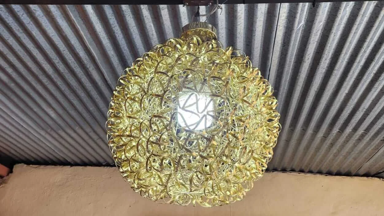 esfera dorada (1).jpeg