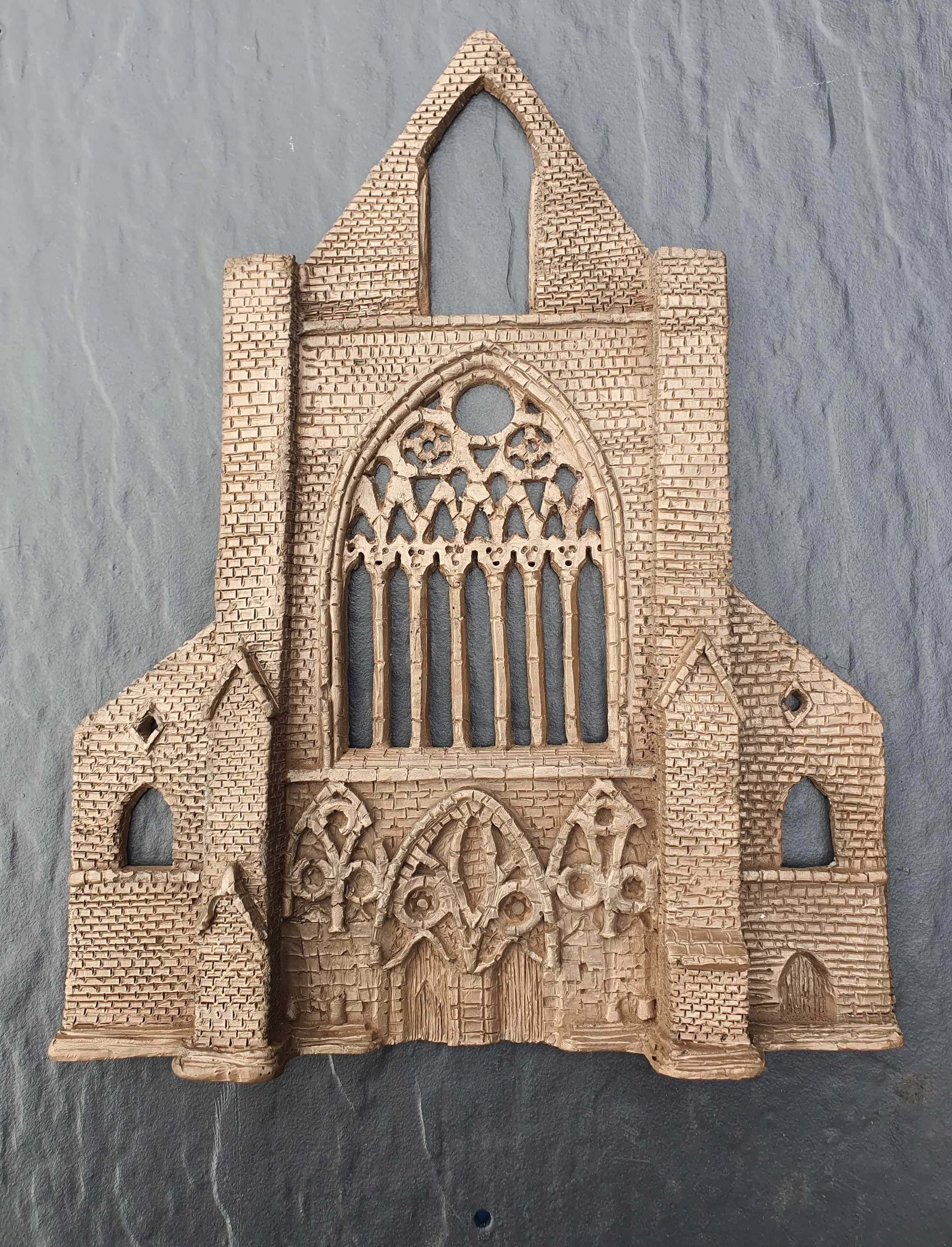 Medium Tintern 1.jpg