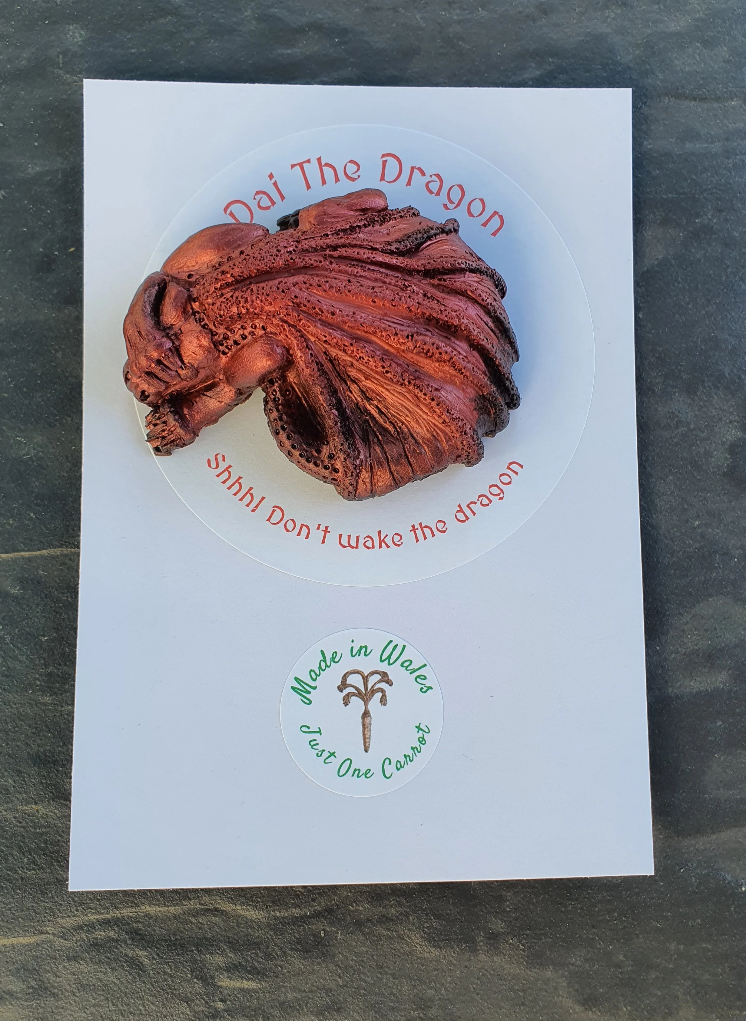 Little Round Dragon 1.   7cm x 6.5cm x 2.5cm 57g