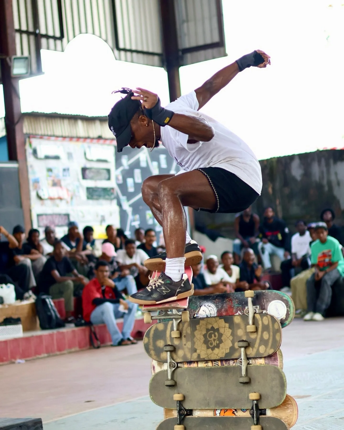 to the world 

GSD. UYO 24
#goskateday #nigeria