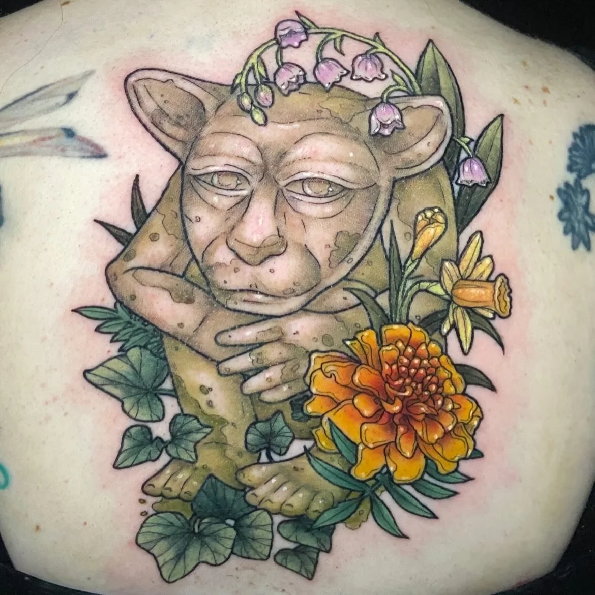 🌿Garden friends🌿 by @dawncarrtattoos 

.
.
.
#richmondtattoo #fabletattoogallery