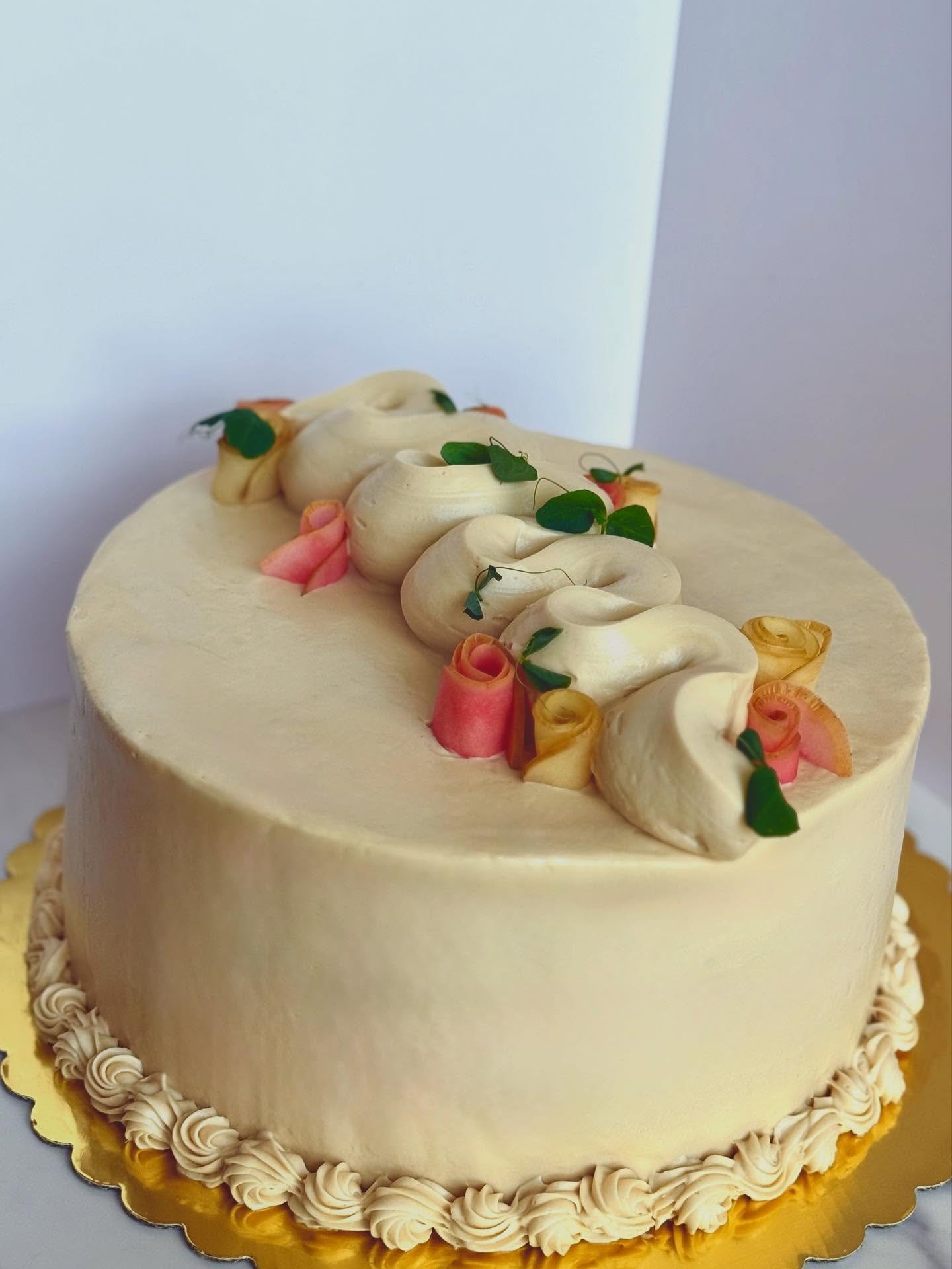 Birthday cake for a summer baby ☀️

Miso Caramel Whipped Ganache
Apple-Perilla Confit
Pecan Pralin&eacute; 
Vanilla Cake 
Apple Roses 🌹

Hope you enjoyed your cake and birthday! 

DM or email for cake/dessert orders~ 😁