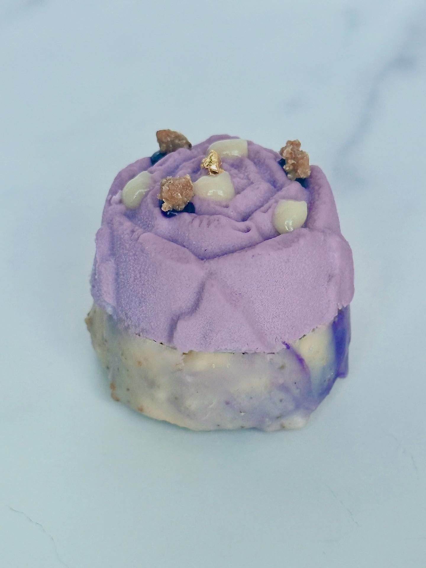 포도 요구르트 Korean Grape-Yakult 

Korean Grape Cr&egrave;me L&eacute;g&egrave;re 
Yakult Cr&eacute;meux 
Korean Grape and Yakult Jelly Roll Cake 
Brown Rice Crumble 

To me, these flavors represent late summer Korean childhood flavors, still hot and warr