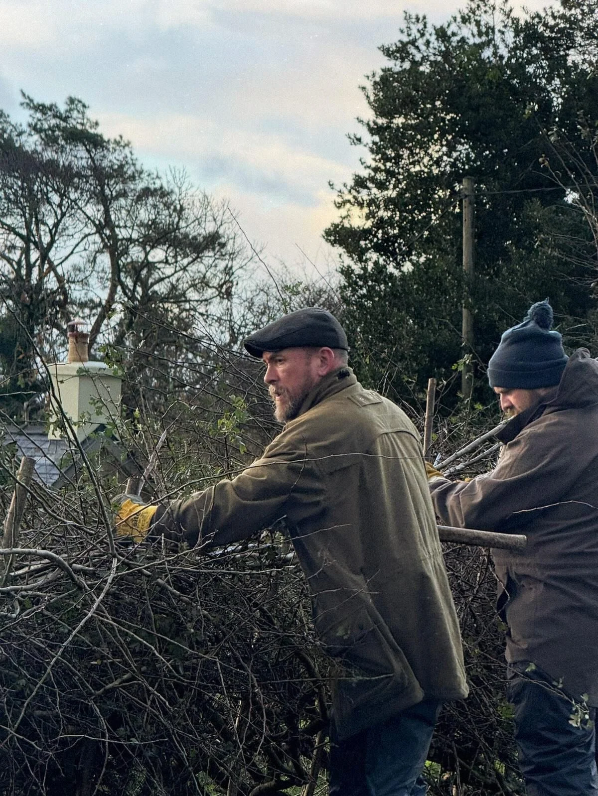 Some pictures sent to me from the hedgelaying course on Monday&hellip;it&rsquo;s inspiring to see the interest in the craft and hugely rewarding to meet new people from all corners of the country&hellip;