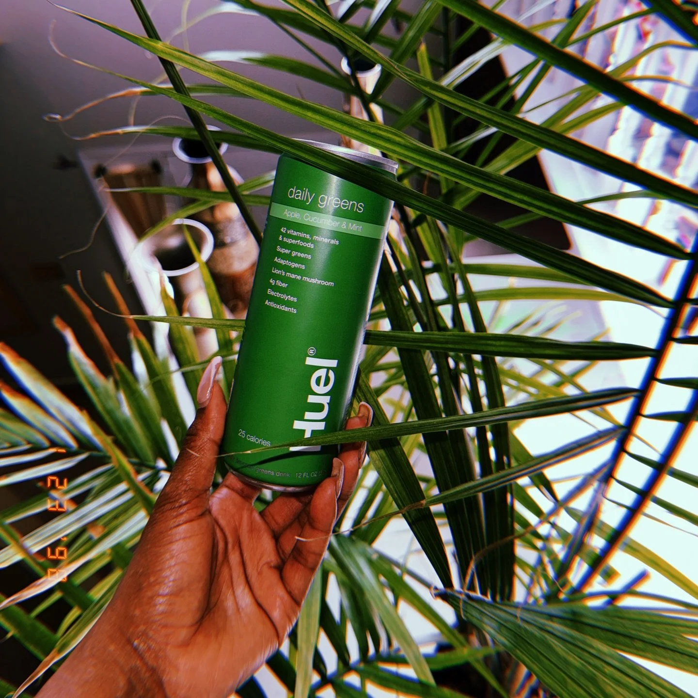 @huel easy grab n go before a workout: me and my girls have been keeping a strong eye on our fiber intake. 
⭐️⭐️⭐️
I also grabbed the peach hibiscus 🍑🌺 one which I feel like will become my favorite.