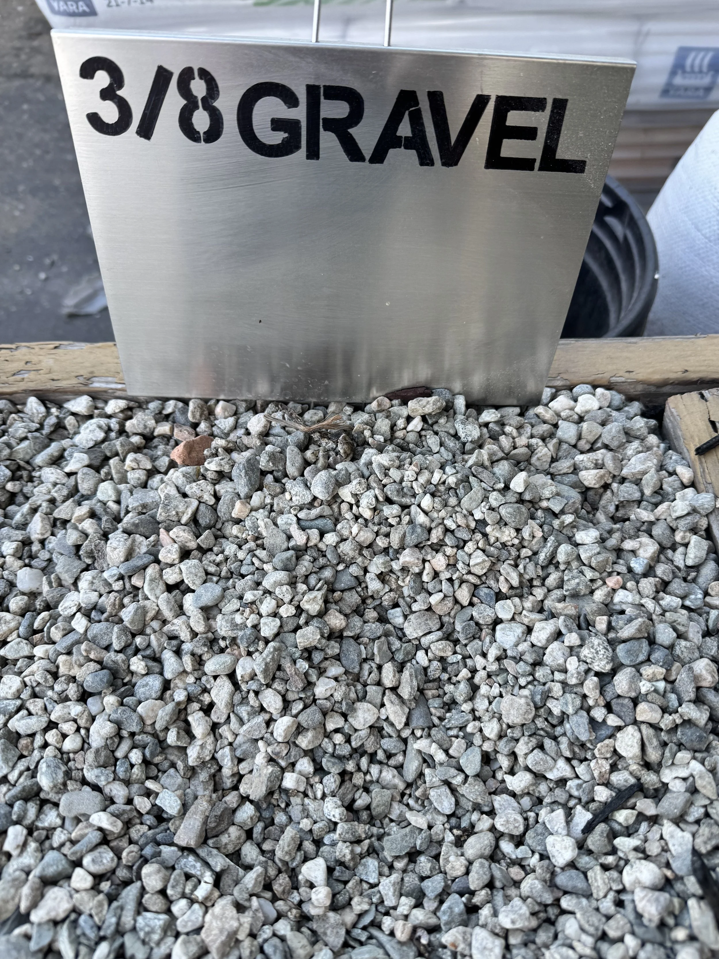 Gravel 3/8"