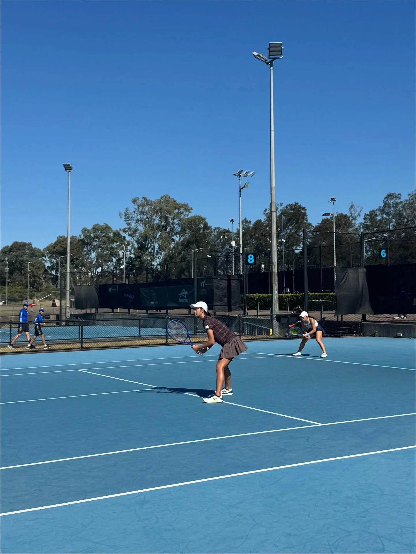 Support for Japanese professional tennis player @himarisato_official🔥

今回は、シドニーの大会に遠征で来豪されていた
プロテニスプレーヤー・佐藤久真莉選手のボディケアを担当させていただきました。
久真莉選手、本当にお疲れさまでした！✨

実は私も昔はジュニアでテニスをしていたので、
共通の友人がたくさんいることにびっくり！
今も現役で頑張っている子たちの話を聞いて、私自身もとても刺激を受けました💪✨

久真莉選手は次のアデ