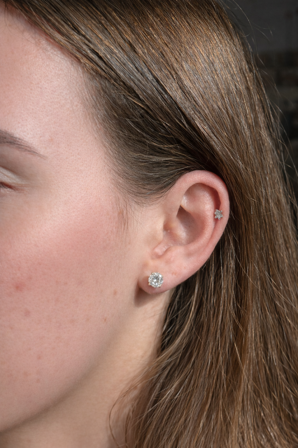 EDITED Earrings 2^2.00 9K Gold Round.png