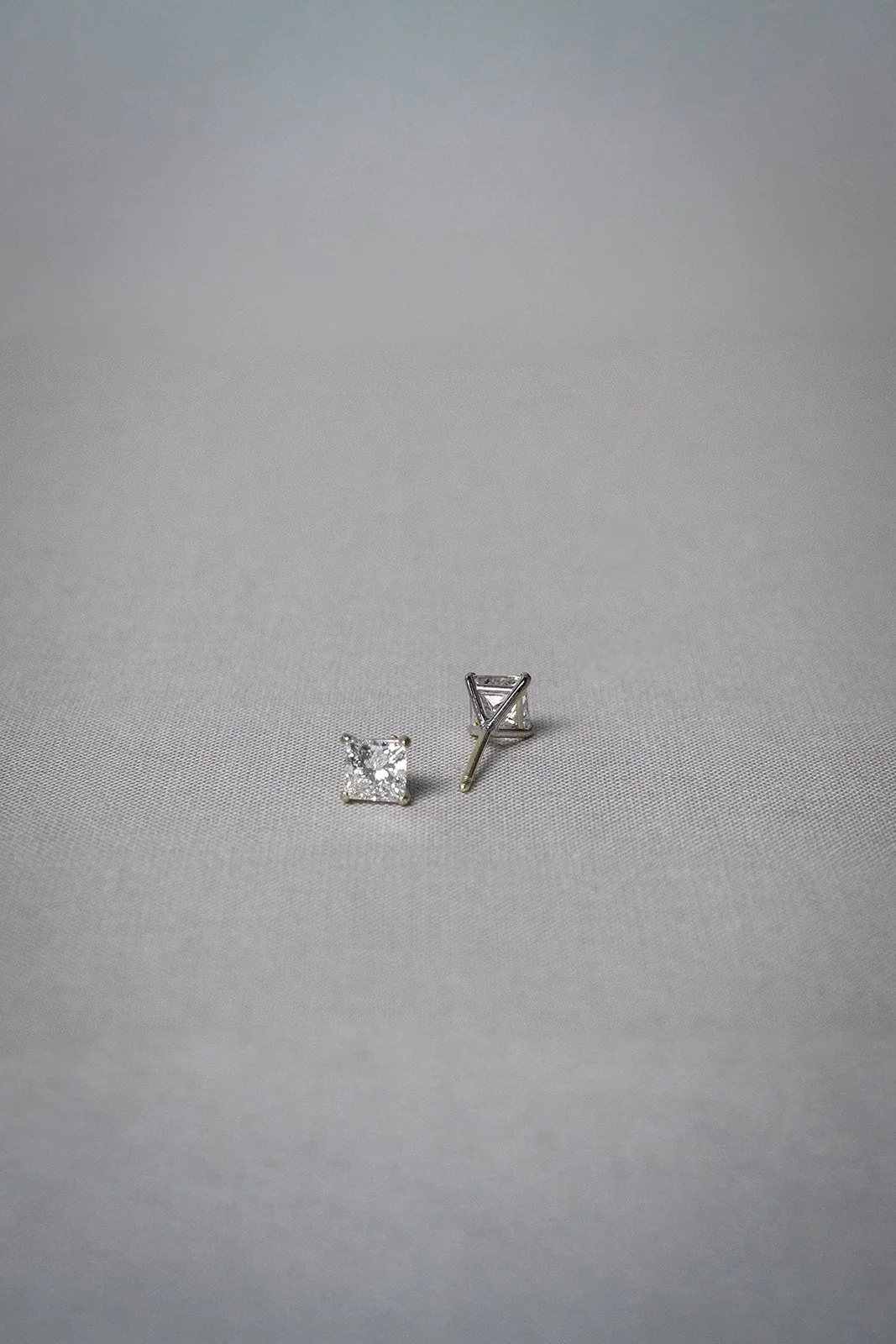 2.02ct 9K White Gold Princess Studs