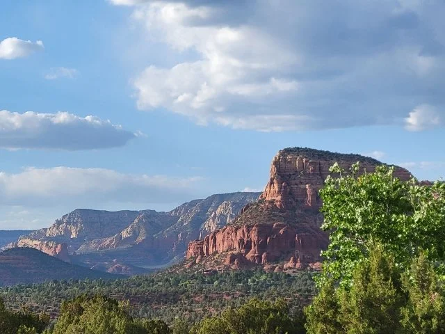 Drive-thru-Sedona-8th-4.jpg