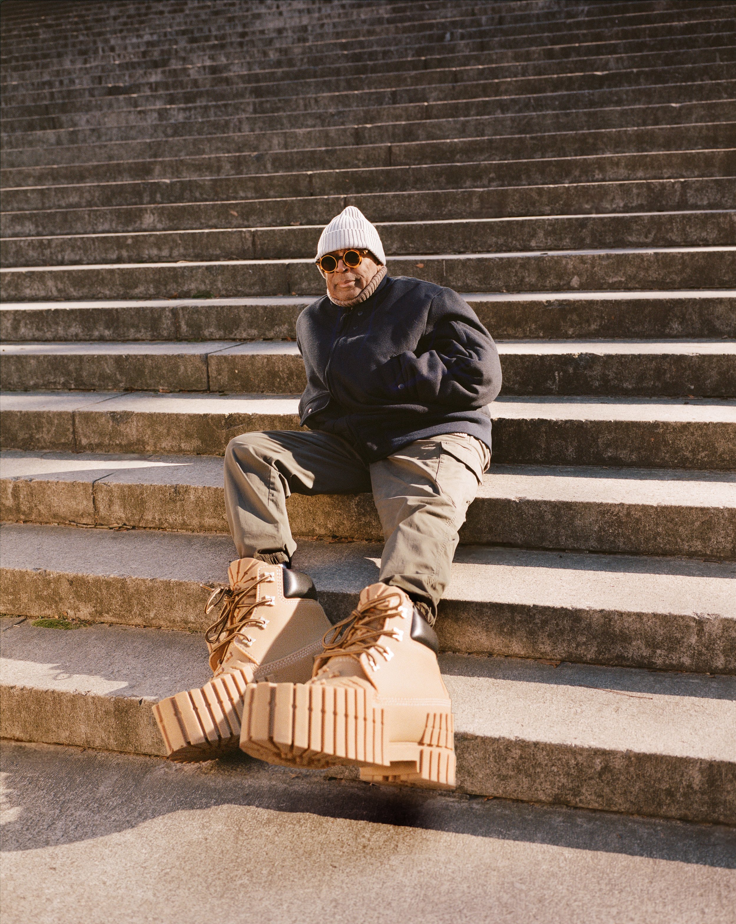 001bigshoe.jpg