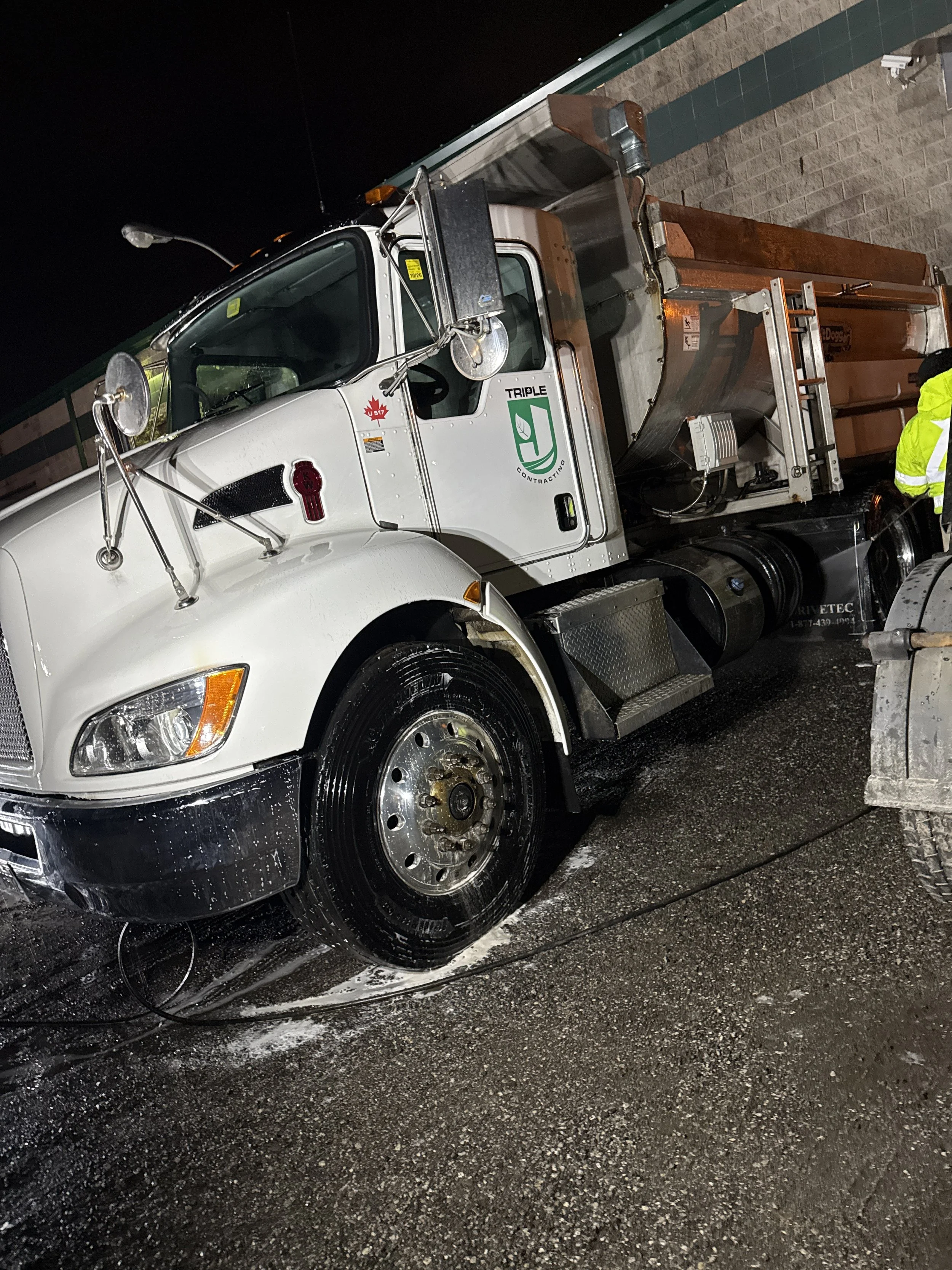 Triple J Contracting, Salt Truck, Fleet Washed