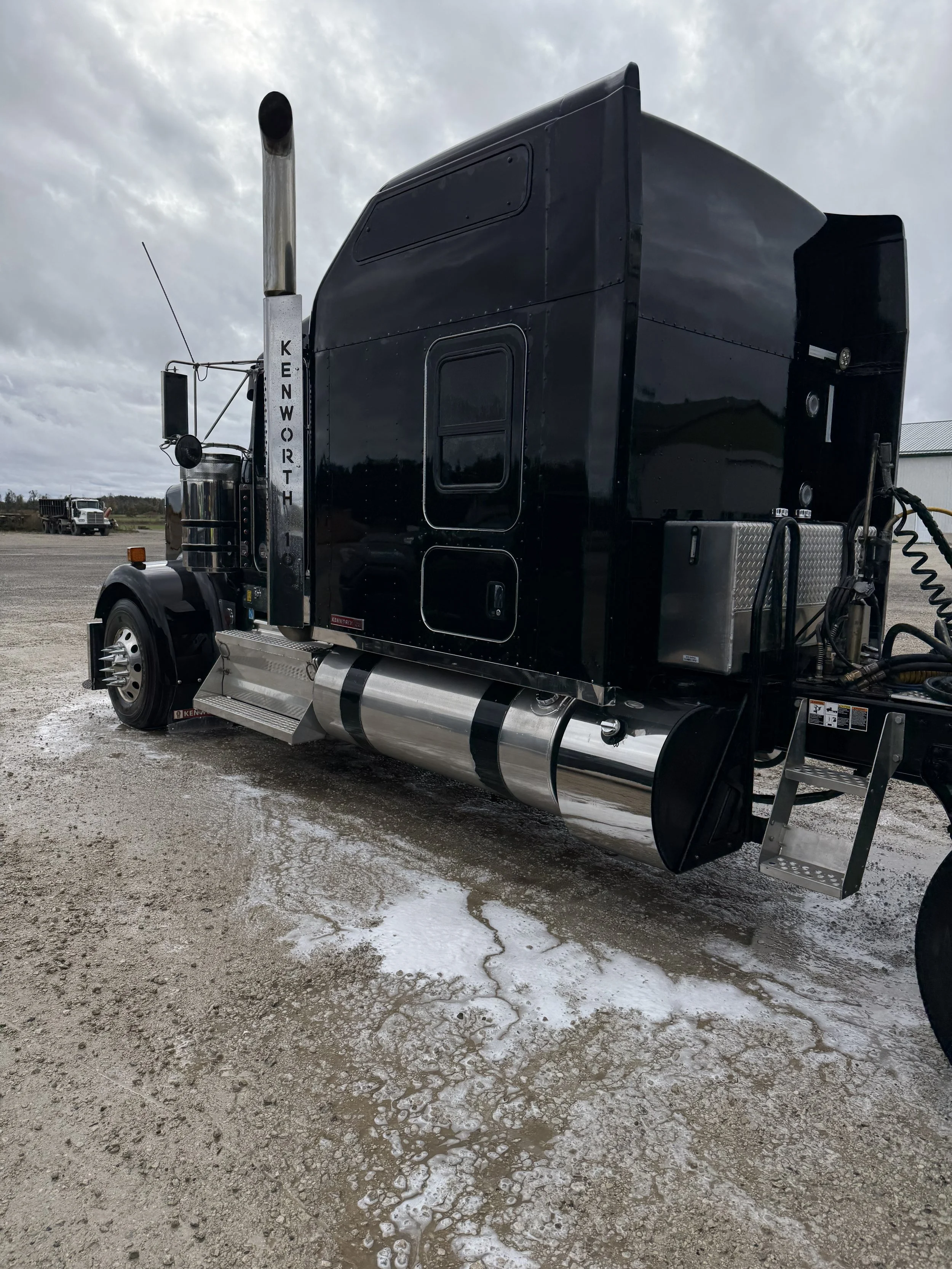 Black Kenworth tractor