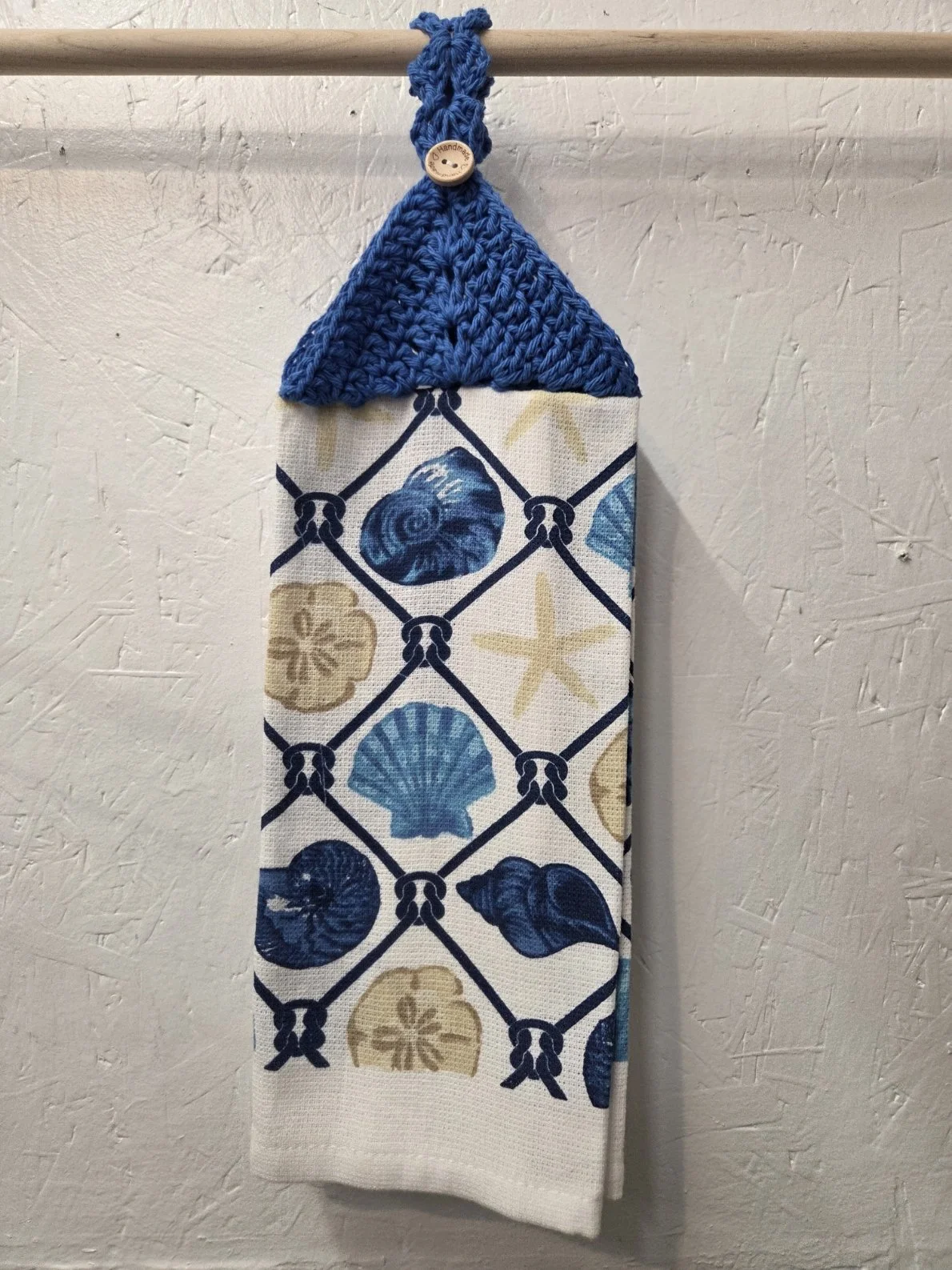 Seashells, Blue & Tan