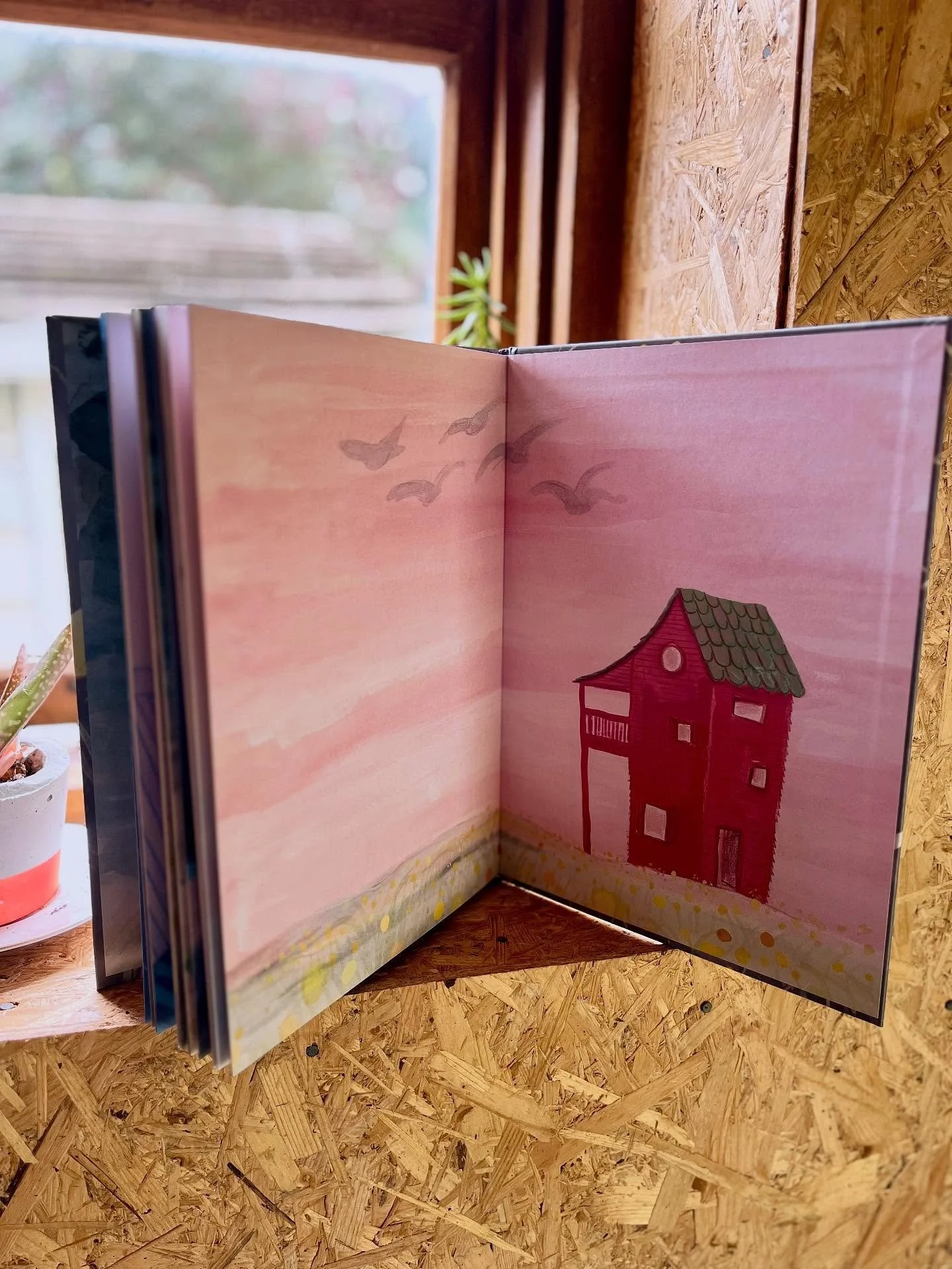I&rsquo;ve always been obsessed with images of houses, these physical containers in which we live and retreat from the world. 

So you can imagine my joy when @hello_nieuw created the endpapers for Gilbert&rsquo;s Cake, depicting  this dreamy wooden 