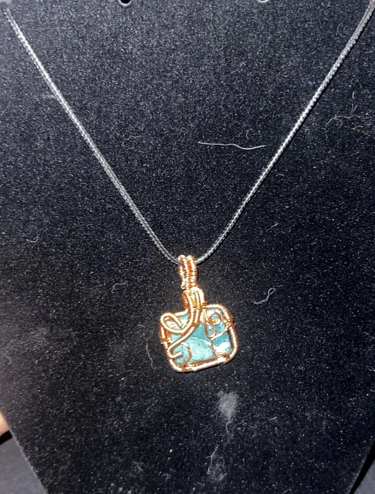 🏜️ Desert Guardian Necklace – Rare New Mexico Turquoise Wrapped in Copper
