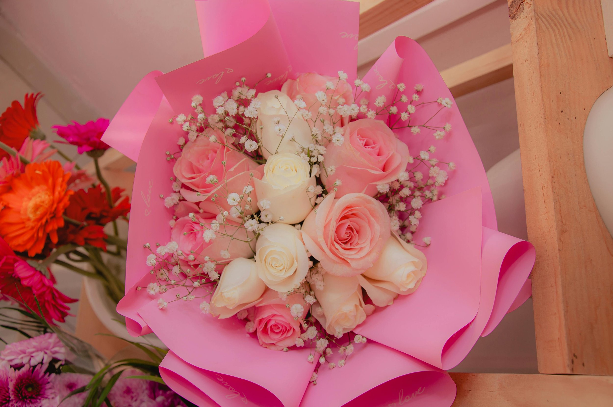 Enchanting Rose & Baby's Breath Bouquet