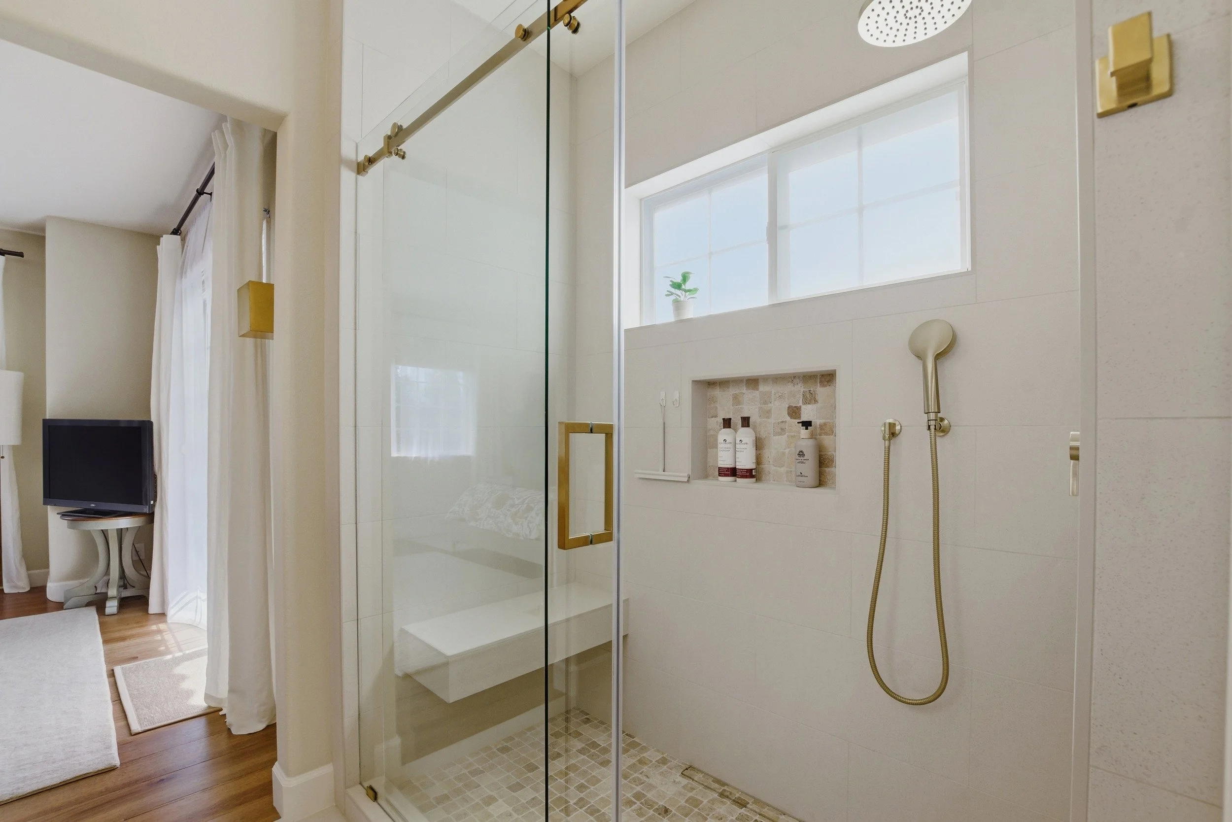 Bathtub to Shower Conversion with neutral colors