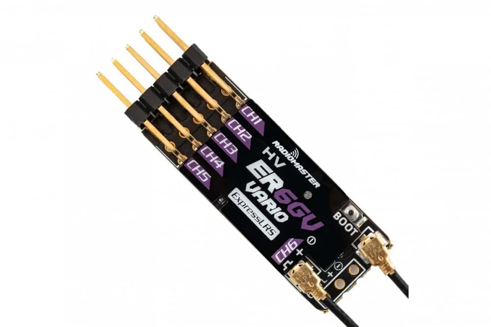 radiomaster-er6gv-receiver-p5766-15740_image.jpg
