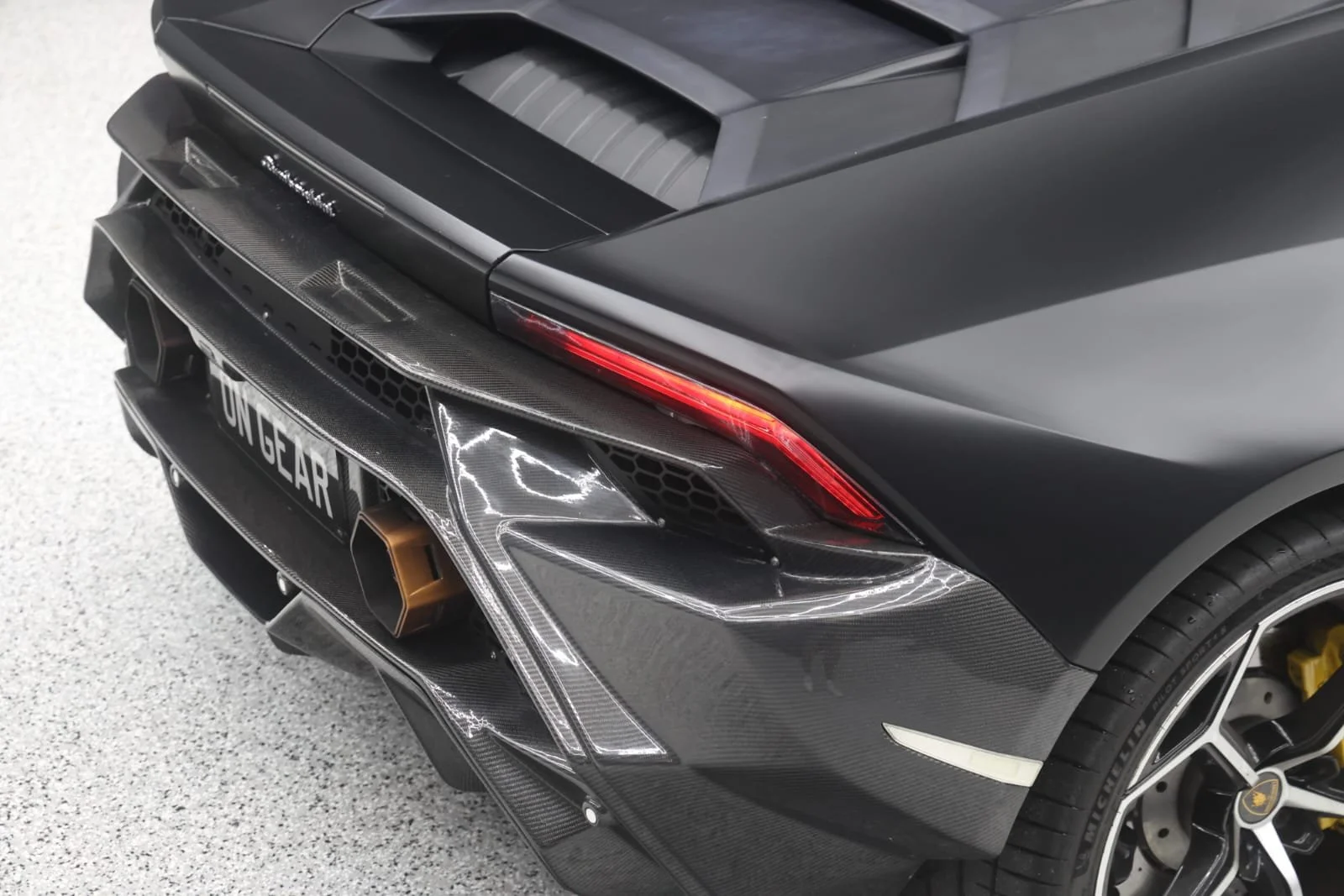 WhatsApp Image 2025-12-24 at 15.43.27.jpeg